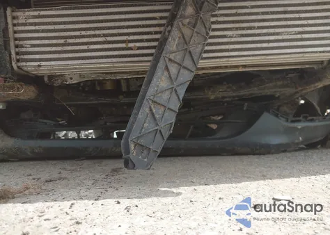 2021 Chevrolet Equinox Awd Lt z USA, uszkodzony, nr VIN 2GNAXUEV8M6150504